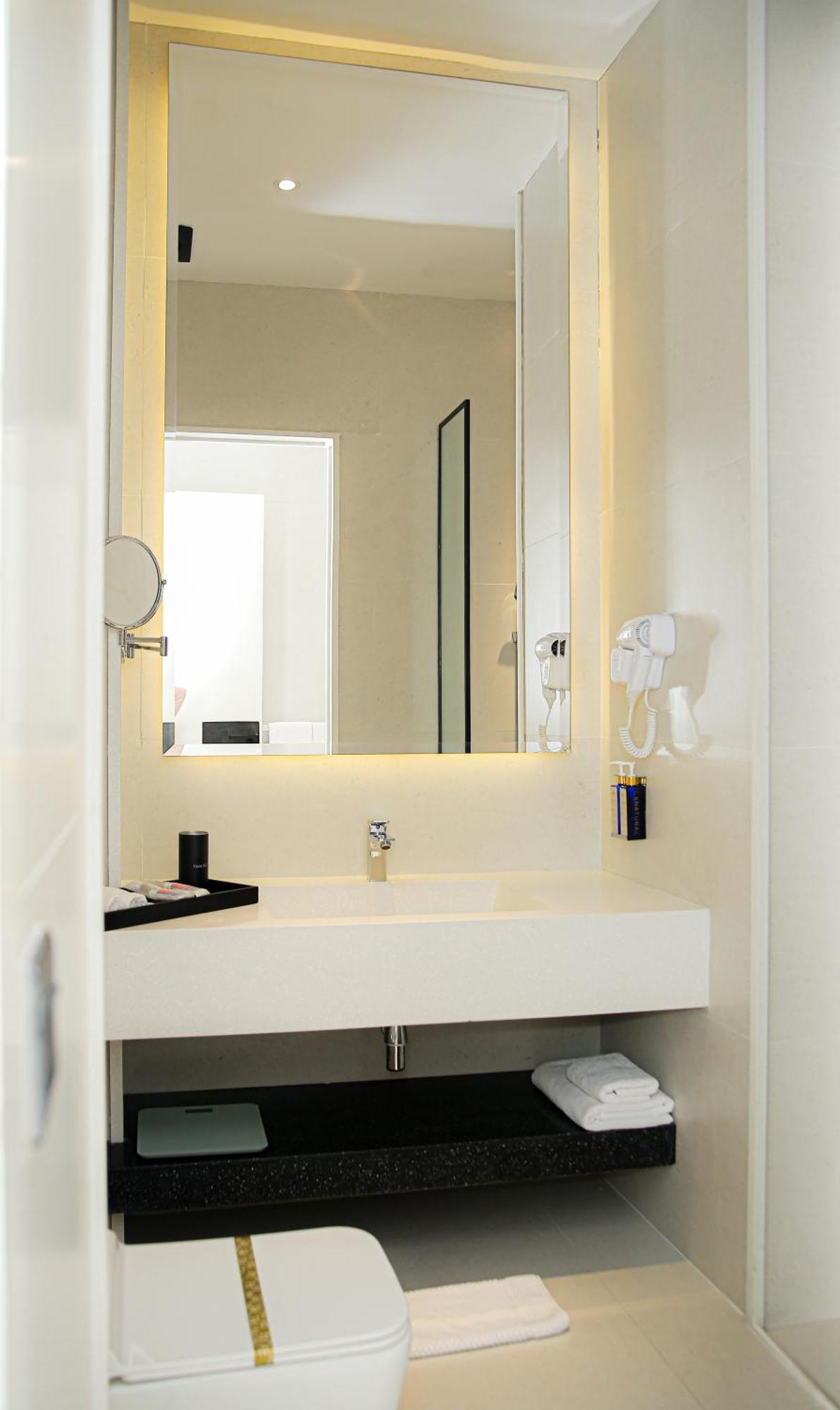 Ambiance Boutique Art Hotel Λαχόρη Δωμάτιο φωτογραφία Bathroom