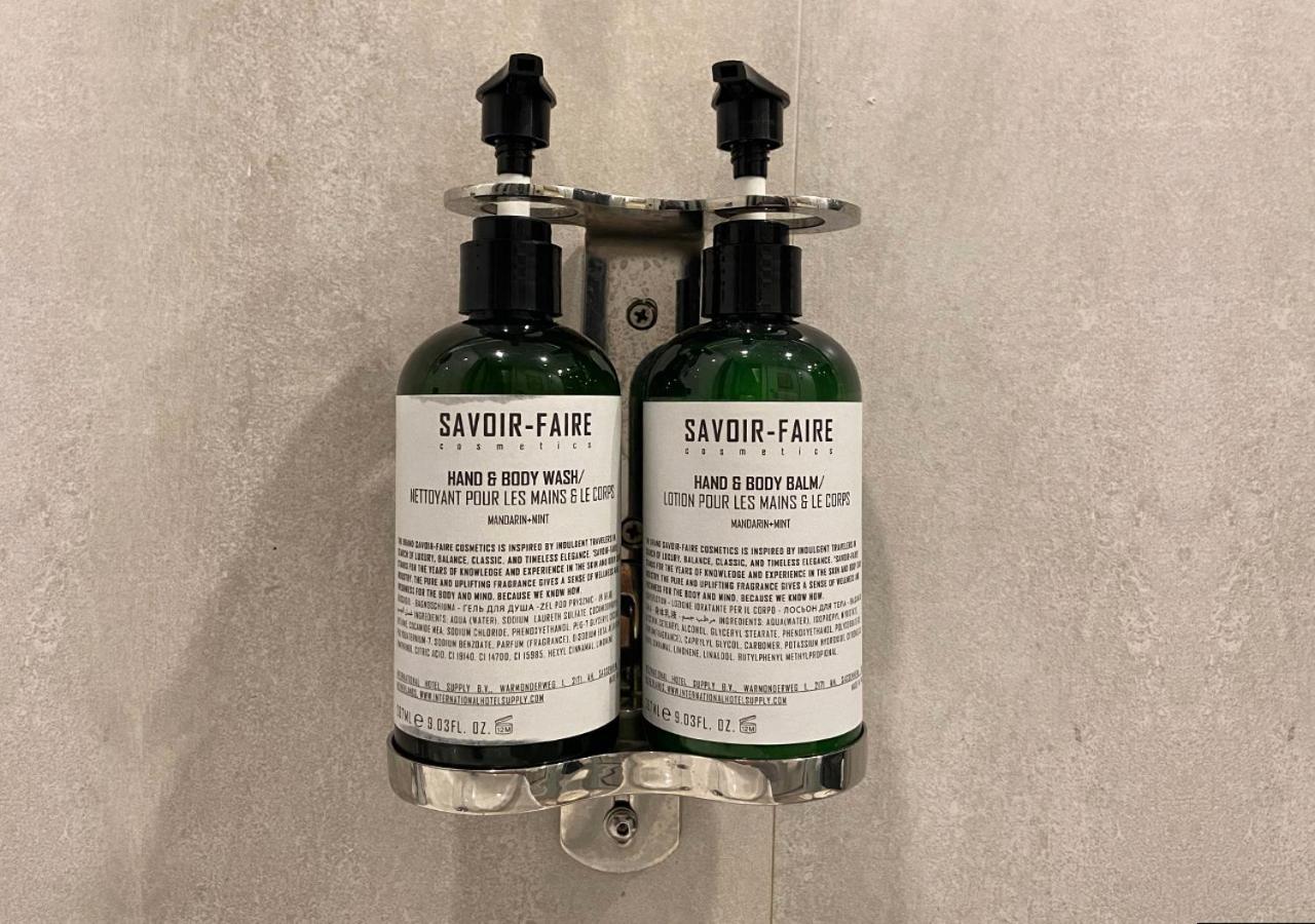 Ambiance Boutique Art Hotel Λαχόρη Δωμάτιο φωτογραφία Savoir-Faire products